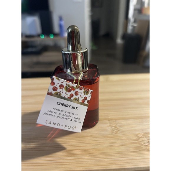 Sand + Fog Cherry Silk Perfume Oil Dropper 1.7 oz EDP Cherry Coffee Jasmine - Picture 4 of 5